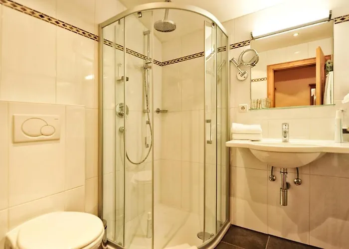 Hotel Koenigsblick By Keyone Fulpmes